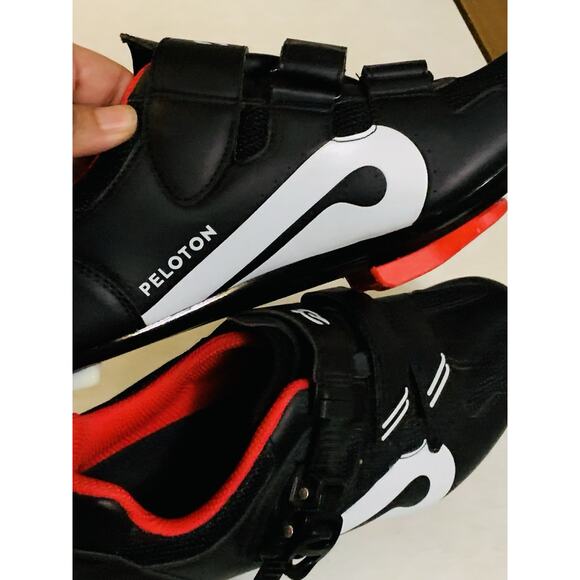 Peloton Cycling Shoes 41 Men's Size 8 Women's Size 10 Strap Buckle PL-SH-B41 - Picture 4 of 7